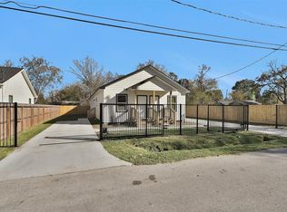 3916 Falls St, Houston, TX 77026