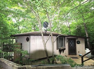 138 View Trl, Lake Lure, NC 28746