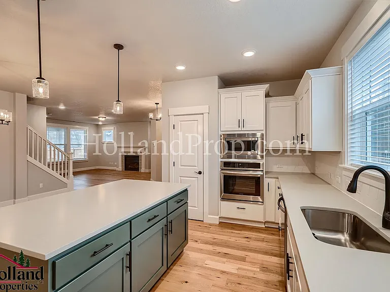 5981 SE Skylight St — Photo 10