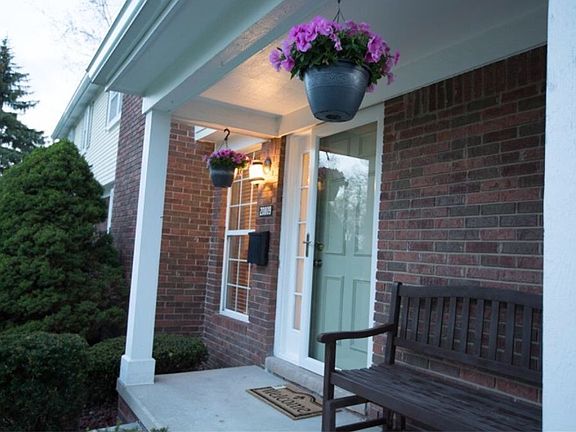 3rd image of 20809 E Glen Haven Cir