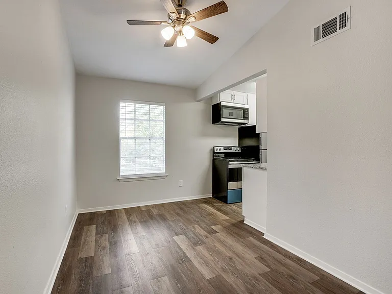1105-1107 Uta Blvd — Photo 10