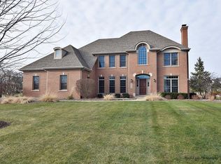 4175 River Ridge Dr, Saint Charles, IL 60175