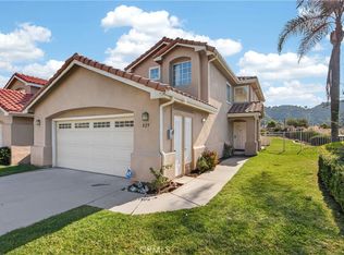 829 Calle La Primavera, Glendale, CA 91208