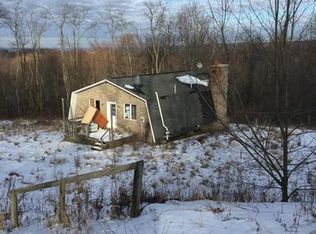 194 Maple Park St, Windber, PA 15963