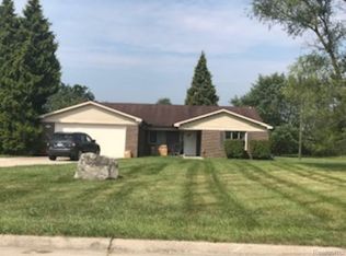 32346 Truman Rd, Rockwood, MI 48173