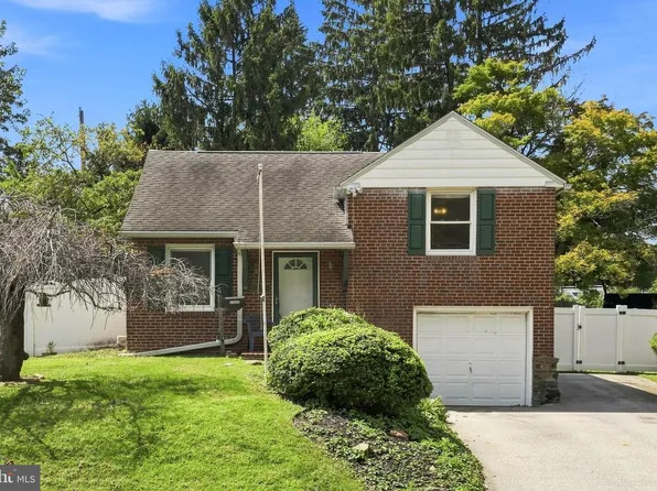 20 N Malin Rd, Broomall, PA 19008