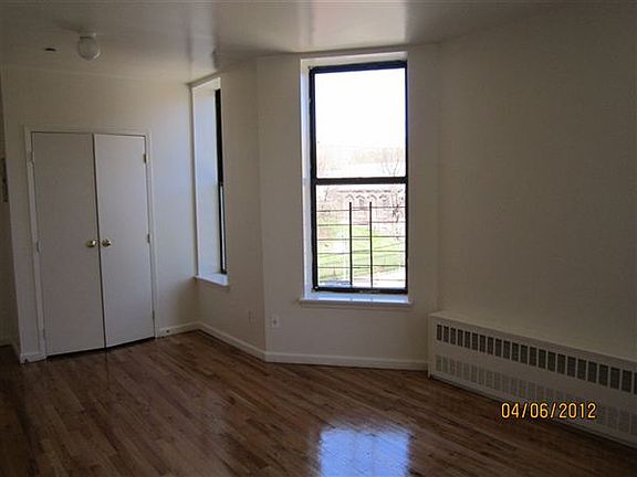 Living room 1