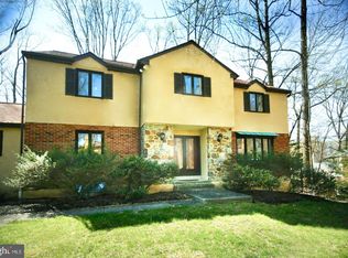 1120 Cymry Dr, Berwyn, PA 19312