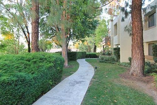 4th image of 22886 Hilton Head Dr Unit 139