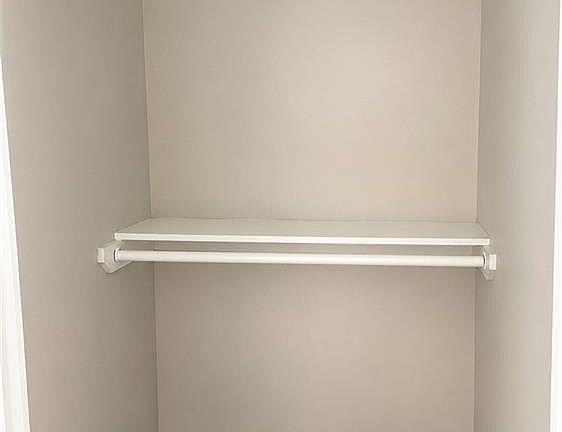 3rd image of 4001 Hawthorne Ave #2