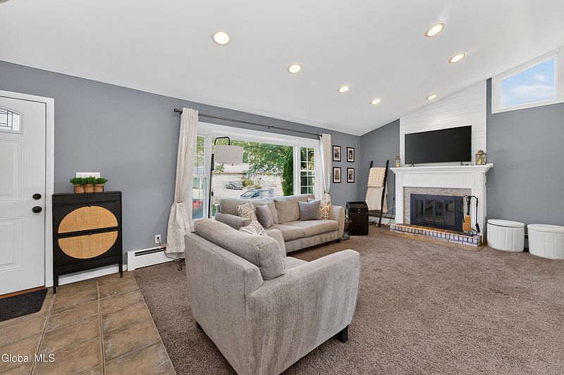 5th image of 29 Brookwood Drive