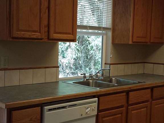 Kitchen Left