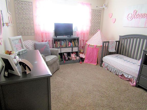 5th image of 205 Murphy Ave
