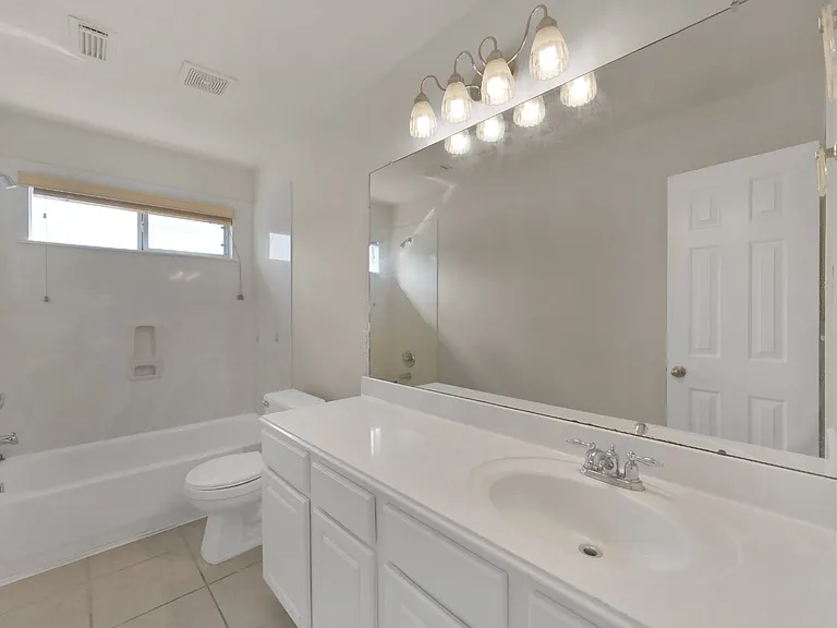 1443 Meadowhigh Ln — Photo 37