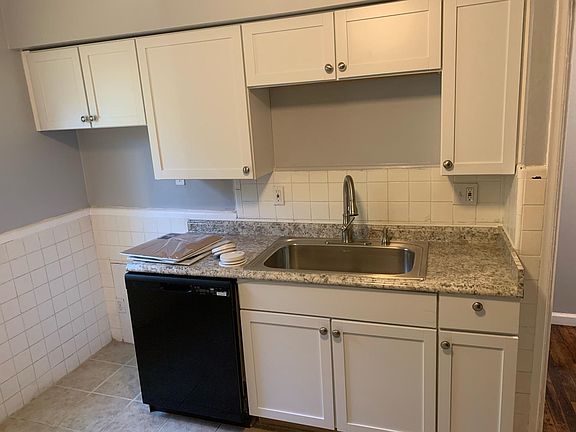 2nd image of 8361 Archer Ave