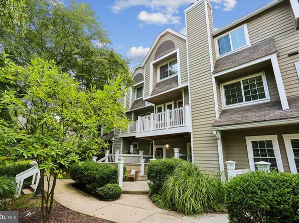 10827 Hampton Mill Ter APT 360, Rockville, MD 20852
