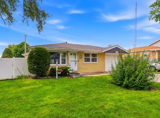 8852 Central Ave, Oak Lawn, IL 60453