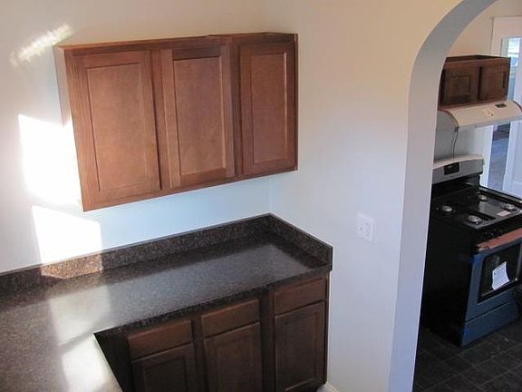 5th image of 1543 Elkton Pl