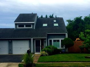 36 Pinyon St, Howell, NJ 07731