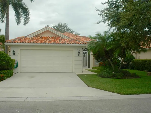 7111 Fish Creek Ln, West Palm Beach, FL 33411