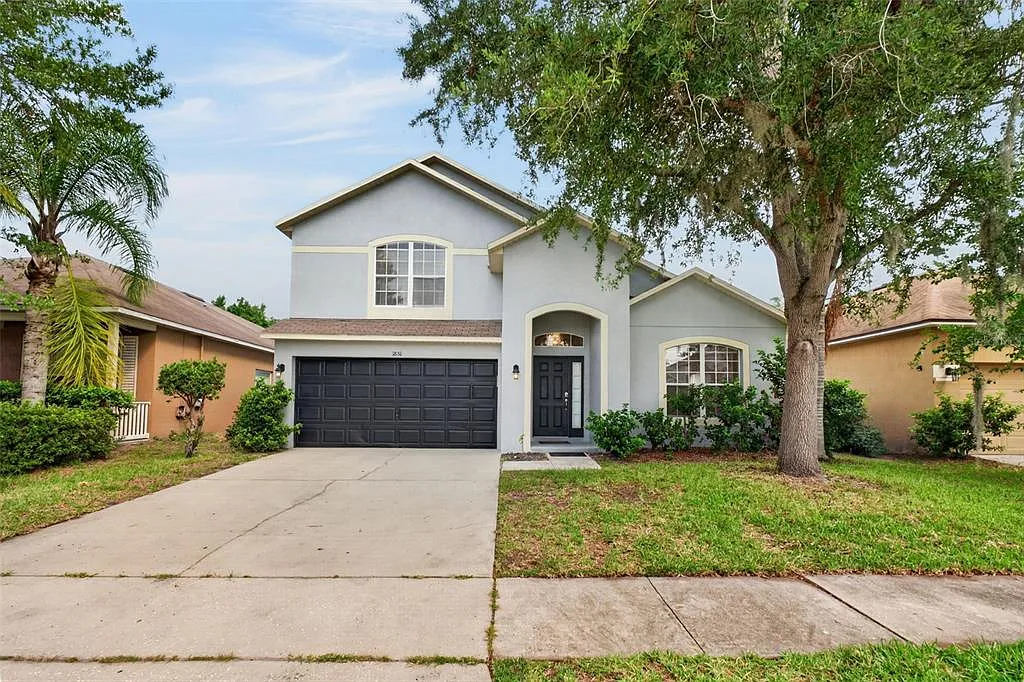5 bed, 3.5 bath, 2151 sqft, $3,300 — Photo 3