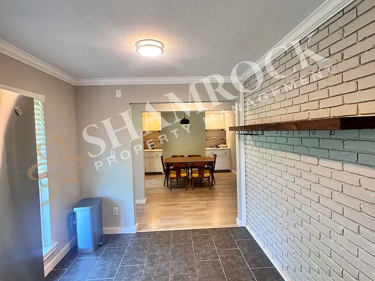 8914 Thrush Ln — Photo 4