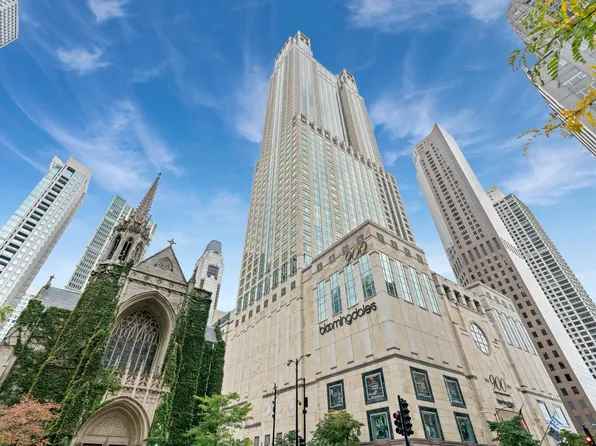 77 E Walton St Unit 25D, Chicago, IL 60611