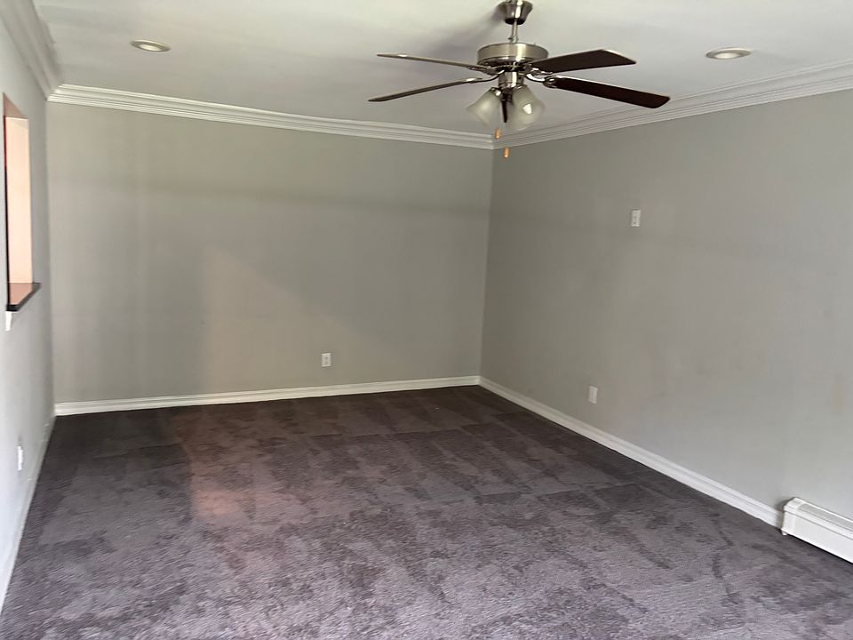 1st image of 108 Aycock Pl APT B