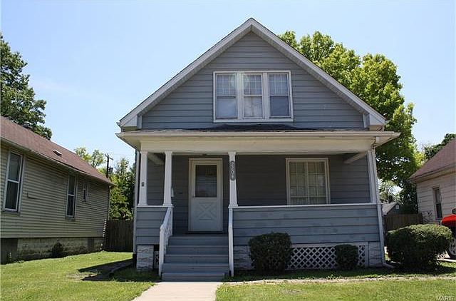 1st image of 2204 E 25th St