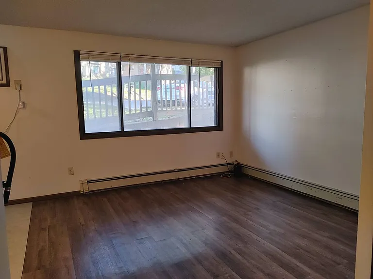 415 S. Van Buren Street — Photo 22