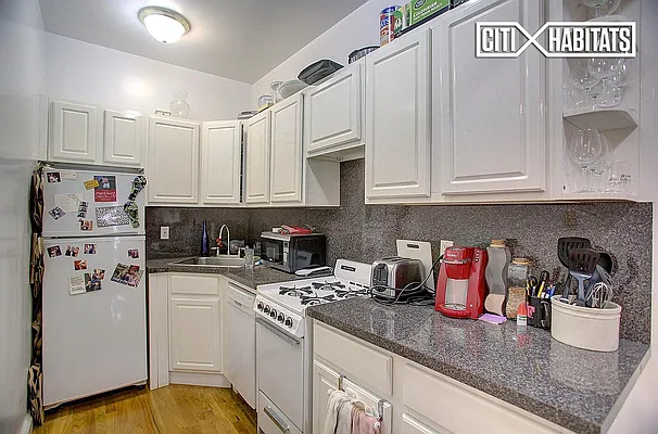 Rented by Citi Habitats | media 7