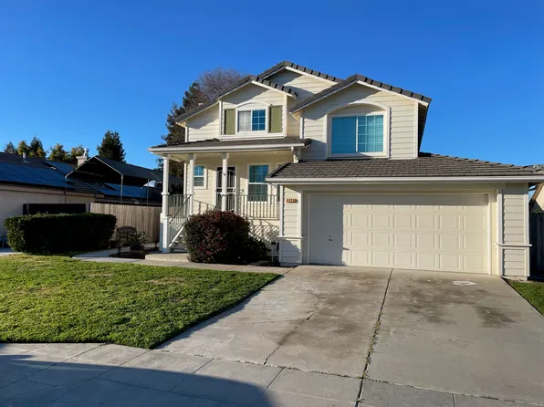 2713 Mitchell Ave #B, Clovis, CA 93611