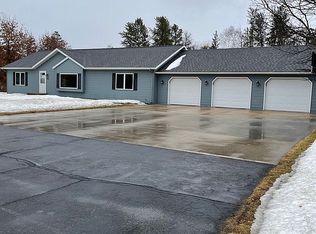 714 5th Ln NW, Menahga, MN 56464