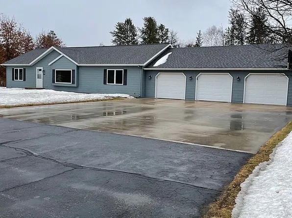714 5th Ln NW, Menahga, MN 56464