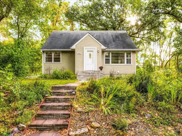 3232 Karth Rd, White Bear Lake, MN 55110
