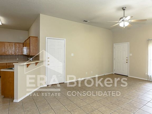 5th image of 203 Dale Earnhardt Dr #A