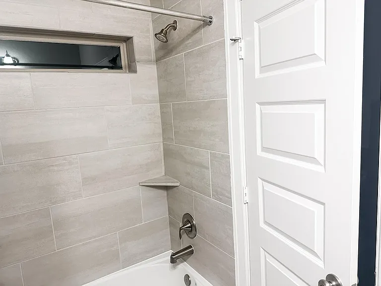 3904 Centre Plains Way — Photo 7