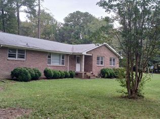 9004 Vaughan Rd, Petersburg, VA 23805