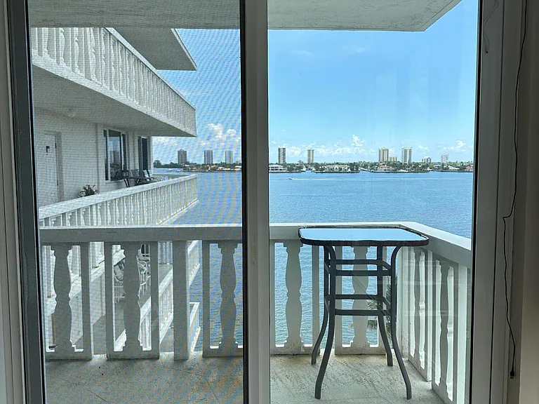 301 Lake Shore Dr #708 — Photo 6