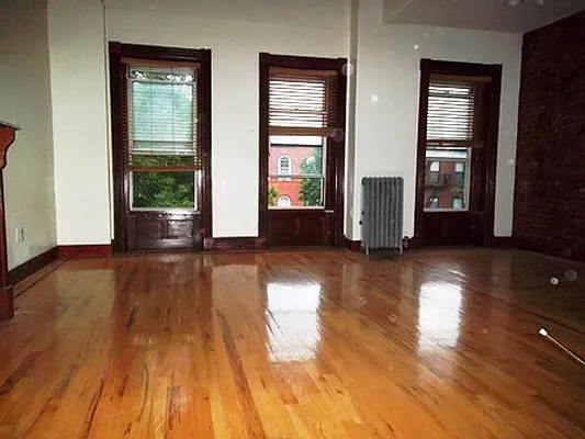 Rented by Elite NY Holdings | media 13