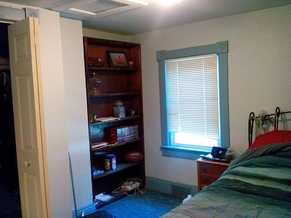 master bedroom builtin shelf