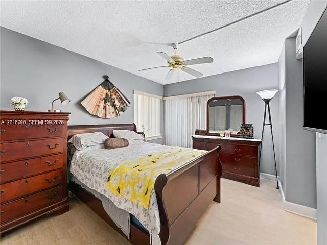 64 Wimbledon Lake Dr — Photo 3