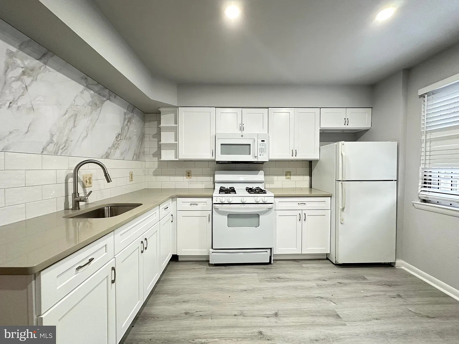 4 bed, 1647 sqft, $2,195 — Photo 2