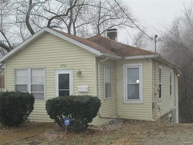 1st image of 2741 Sanford Ave