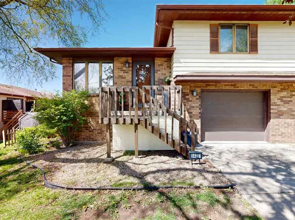 1427 Dolen Pl, Iowa City, IA 52246