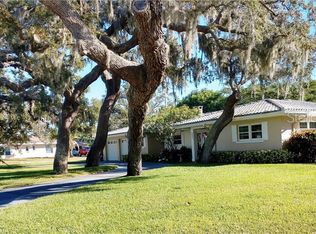 301 Live Oak Ln, Largo, FL 33770
