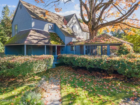 146 Caroline Street, Saratoga Springs, NY 12866