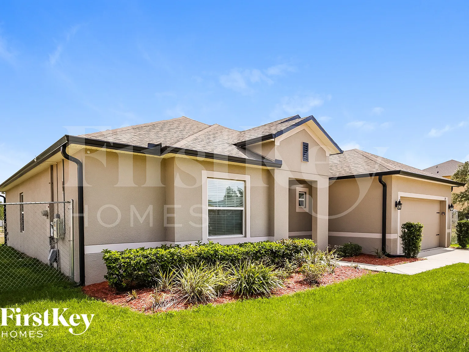 3 bed, 2.0 bath, 1858 sqft, $1,975 — Photo 2