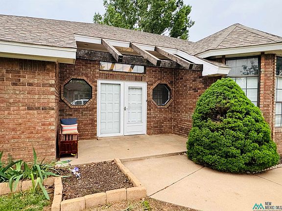 3rd image of 505 Chanticleer Pl