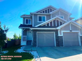 1403 26th Ave NW, Edmonton, AB T6T 0W1
